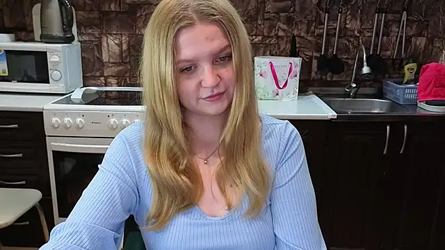 AnitaXVine online show from June 4, 2026, 7:09 pm