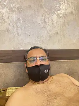 maleattention online show from April 3, 2026, 5:11 pm