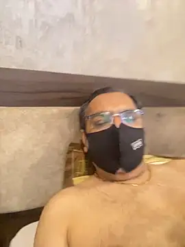 maleattention online show from April 12, 2026, 5:07 pm