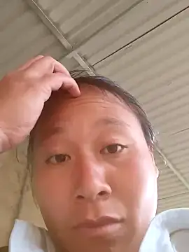 Snapshot of plump-bums chatting on February 18, 2026, 1:34 am plump-bums online show from February 18, 2026, 1:34 am