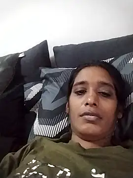 Snapshot of Baby_P chatting on February 24, 2026, 4:21 am Baby P online show from February 24, 2026, 4:21 am