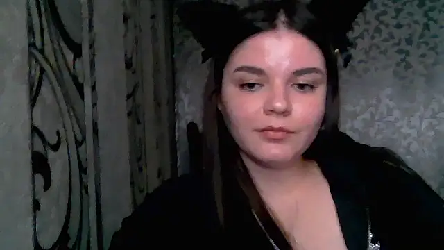 Snapshot of VictoriaPricee chatting on March 2, 2026, 4:03 pm VictoriaPricee online show from March 2, 2026, 4:03 pm