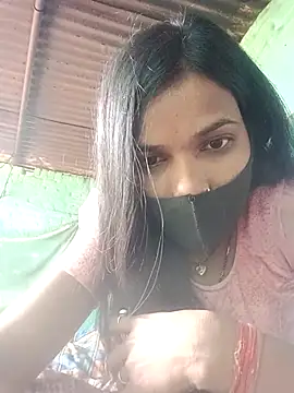 Snapshot of Desi_Couple_P chatting on February 12, 2026, 7:47 am Desi Couple P online show from February 12, 2026, 7:47 am