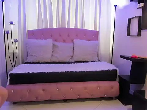 Snapshot of Aurora_Ellis_ chatting on February 22, 2026, 1:20 pm Aurora Ellis online show from February 22, 2026, 1:20 pm