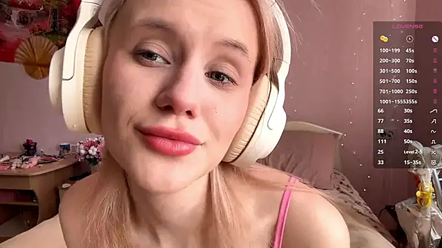 Snapshot of MelissaZaria chatting on April 12, 2026, 6:29 am MelissaZaria online show from April 12, 2026, 6:29 am