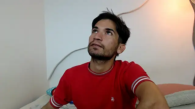 Snapshot of johanoro333 chatting on February 19, 2026, 11:01 pm johanoro333 online show from February 19, 2026, 11:01 pm