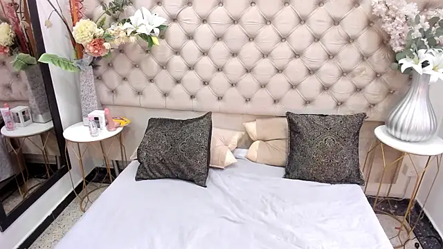 VanessaLanz online show from March 1, 2026, 12:40 pm