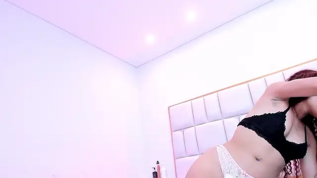 Violetta-foxx online show from March 24, 2026, 7:41 pm