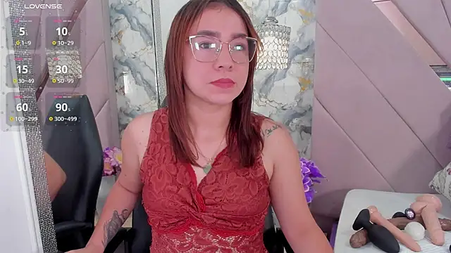 antonella moon7 online show from April 6, 2026, 4:10 am