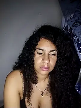 RizHoney online show from March 12, 2026, 9:37 am