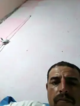 Snapshot of cobrosdepagos chatting on February 25, 2026, 11:47 pm cobrosdepagos online show from February 25, 2026, 11:47 pm