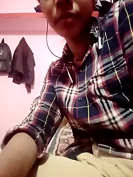 Snapshot of tocixgi chatting on February 16, 2026, 8:32 am tocixgi online show from February 16, 2026, 8:32 am