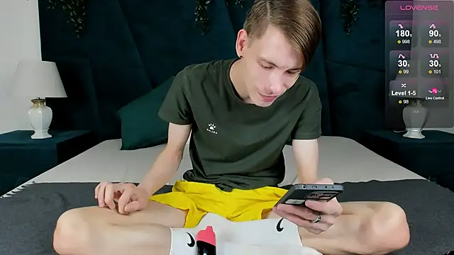 Erick Wilson online show from November 10, 2025, 8:02 am