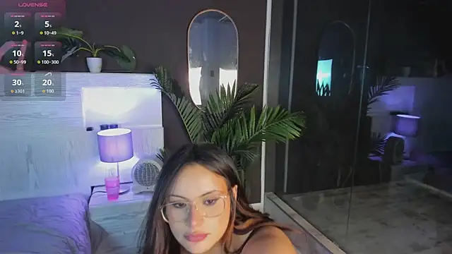 Snapshot of Mia_noiir chatting on July 15, 2026, 3:56 am Mia noiir online show from July 15, 2026, 3:56 am