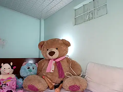 Elii petit online show from February 18, 2026, 11:22 pm