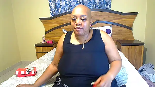 Queenxxxjesy online show from March 11, 2026, 6:36 pm