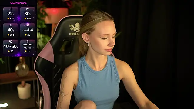 SweetDaisy me online show from March 24, 2026, 4:12 pm