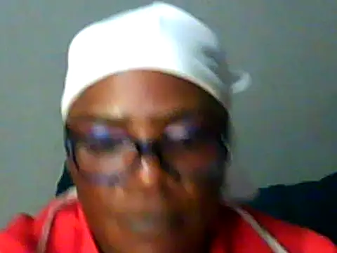 Snapshot of CASSANDRASTONE46xxx chatting on February 25, 2026, 6:39 pm CASSANDRASTONE46xxx online show from February 25, 2026, 6:39 pm