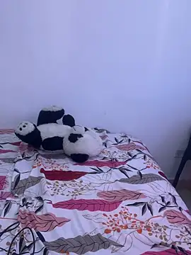 Snapshot of Sofia_velvee chatting on February 18, 2026, 8:38 pm Sofia velvee online show from February 18, 2026, 8:38 pm