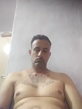 Snapshot of Arteiroelo chatting on April 5, 2026, 2:47 pm Arteiroelo online show from April 5, 2026, 2:47 pm