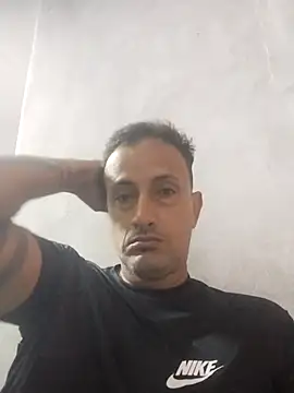 Snapshot of Arteiroelo chatting on April 6, 2026, 10:27 am Arteiroelo online show from April 6, 2026, 10:27 am