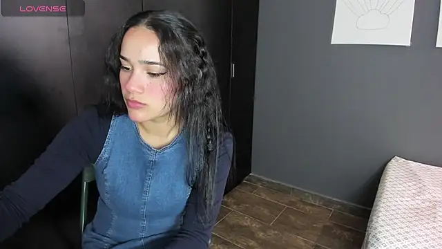 love kriss online show from April 4, 2026, 4:37 pm