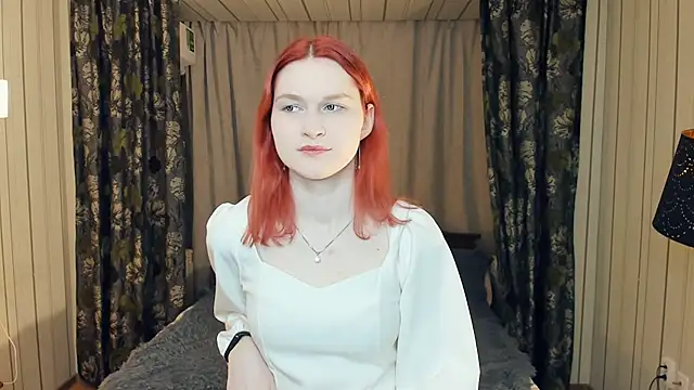 LinaMalech online show from February 26, 2026, 7:13 pm