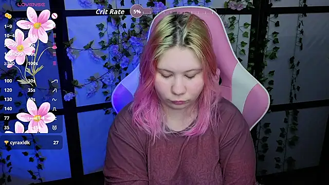 Snapshot of kitsune_little chatting on April 22, 2026, 11:06 pm kitsune little online show from April 22, 2026, 11:06 pm