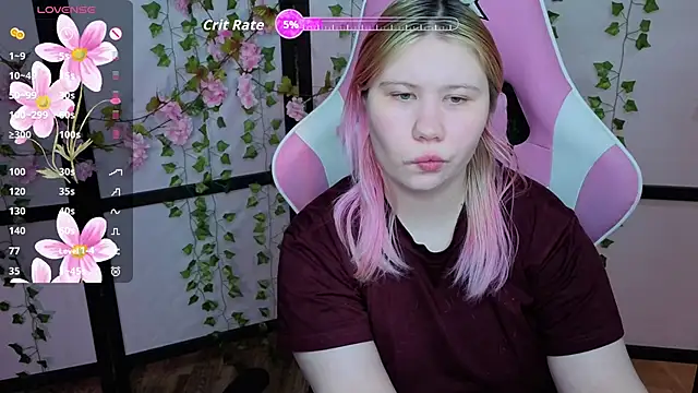 Snapshot of kitsune_little chatting on May 10, 2026, 8:36 pm kitsune little online show from May 10, 2026, 8:36 pm