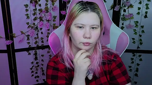 Snapshot of kitsune_little chatting on May 14, 2026, 8:10 am kitsune little online show from May 14, 2026, 8:10 am