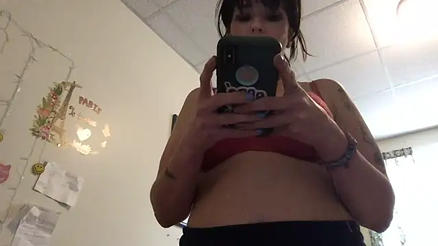 Snapshot of Girlnextdoor242 chatting on March 2, 2026, 6:48 pm Girlnextdoor242 online show from March 2, 2026, 6:48 pm