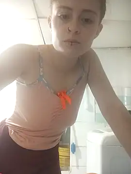 Snapshot of WandaScrlet chatting on February 26, 2026, 8:08 pm WandaScrlet online show from February 26, 2026, 8:08 pm