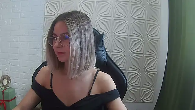 Snapshot of IceMayes chatting on February 21, 2026, 6:36 am IceMayes online show from February 21, 2026, 6:36 am