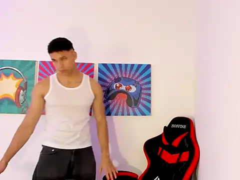 Snapshot of Thomas_walker14 chatting on February 21, 2026, 12:50 pm Thomas walker14 online show from February 21, 2026, 12:50 pm