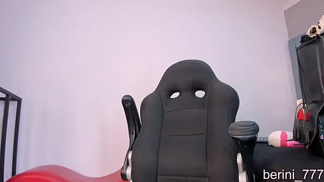 Snapshot of ElektraBomdans chatting on February 14, 2026, 7:43 pm ElektraBomdans online show from February 14, 2026, 7:43 pm