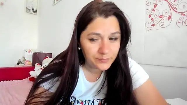 EVELYNA88 online show from May 26, 2026, 7:15 am