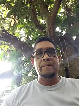 gordogruesa online show from June 25, 2026, 8:46 pm