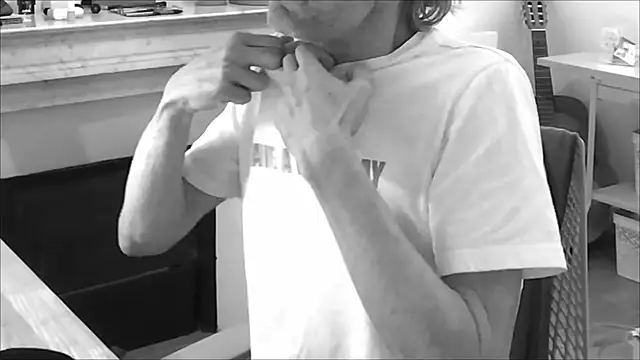 Snapshot of irohsako chatting on February 13, 2026, 7:32 pm irohsako online show from February 13, 2026, 7:32 pm