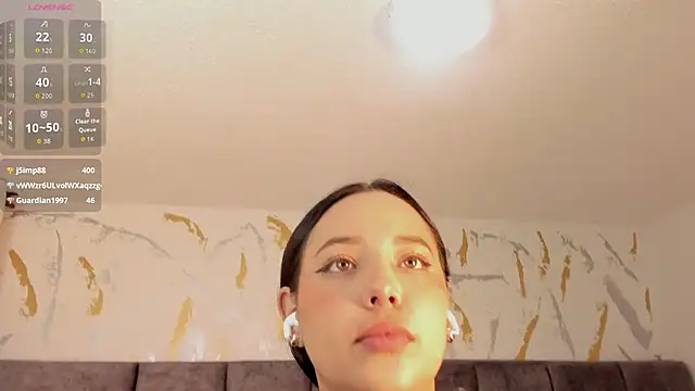 Snapshot of melanie_velle chatting on February 25, 2026, 3:05 am melanie velle online show from February 25, 2026, 3:05 am