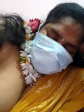 Snapshot of kavinisha chatting on March 8, 2026, 4:22 pm kavinisha online show from March 8, 2026, 4:22 pm