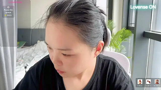 xiaosu22 online show from June 27, 2026, 1:43 am