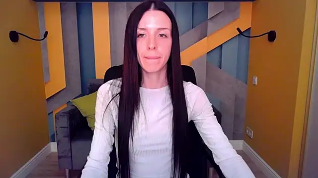 NoirDiva online show from May 9, 2026, 11:59 am