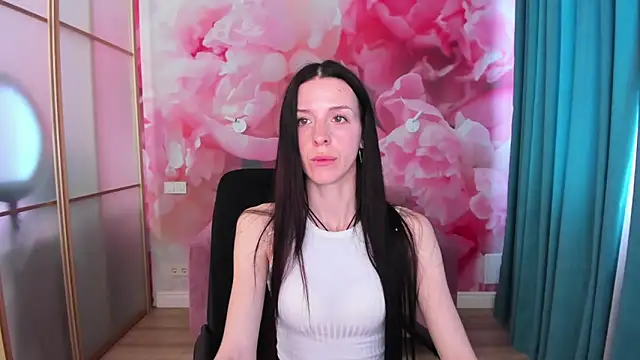 NoirDiva online show from May 14, 2026, 6:20 am
