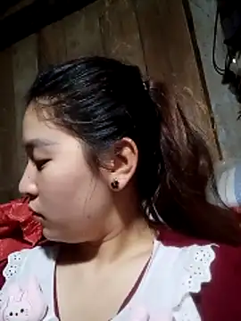 Snapshot of -Datini- chatting on February 25, 2026, 12:09 am -Datini- online show from February 25, 2026, 12:09 am