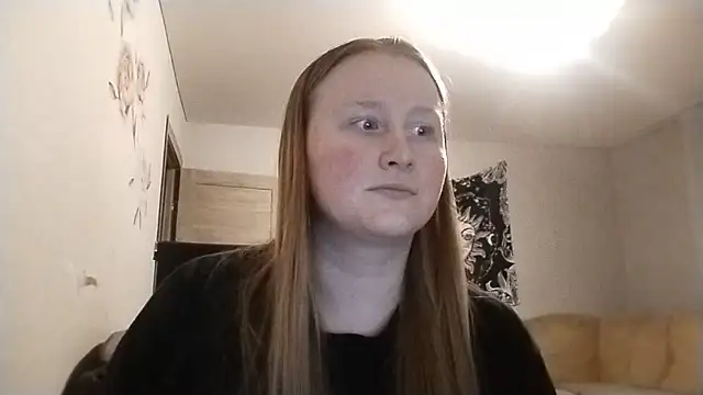 AnikaLipps online show from May 16, 2026, 12:51 am