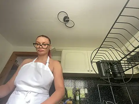 Snapshot of FoxyValentine chatting on July 3, 2026, 1:39 pm FoxyValentine online show from July 3, 2026, 1:39 pm