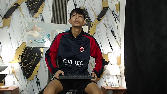 KITTY BOSH online show from April 6, 2026, 1:12 pm