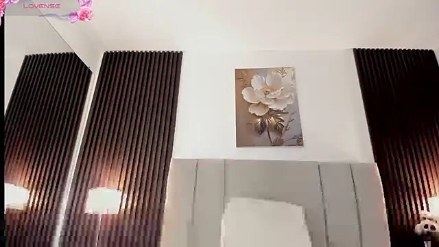  MiLa Dyva online show from March 25, 2026, 4:35 pm