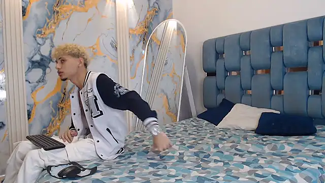 YOUNG BOYS HELL online show from June 14, 2026, 2:24 am