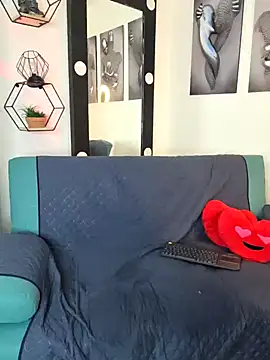 Natt honey online show from May 21, 2026, 1:51 pm